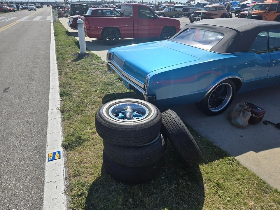 1967 Oldsmobile Cutlass 2nd Gen - Image 5 of 25