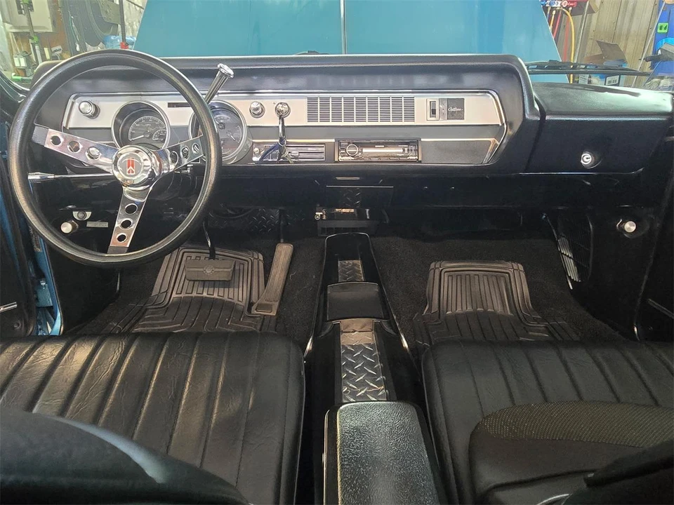 1967 Oldsmobile Cutlass 2nd Gen - Image 9 of 25