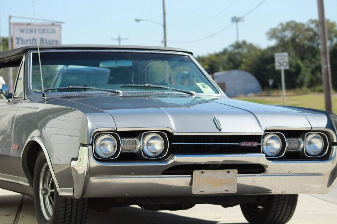 1967 Oldsmobile Cutlass 2nd Gen - Image 11 of 21
