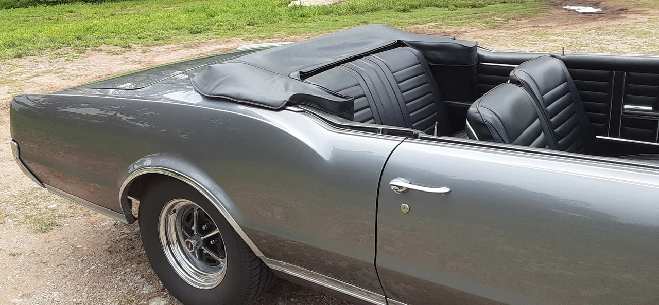 1967 Oldsmobile Cutlass 2nd Gen - Image 13 of 21