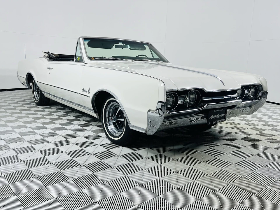1967 Oldsmobile Cutlass 2nd Gen - Image 15 of 21