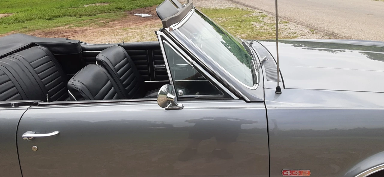 1967 Oldsmobile Cutlass 2nd Gen - Image 14 of 21