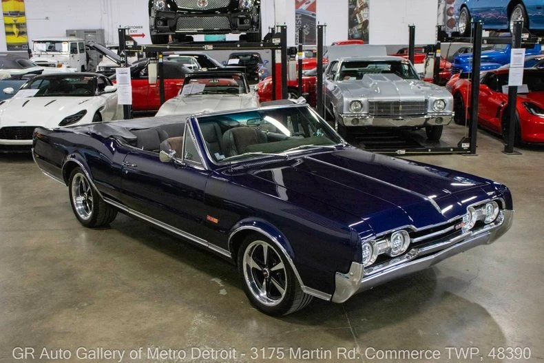 1967 Oldsmobile Cutlass 2nd Gen - Image 10 of 20