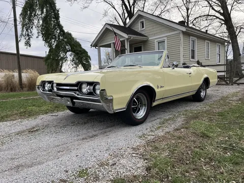 1967 Oldsmobile Cutlass Supreme