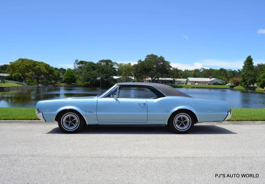 1967 Oldsmobile Cutlass 2nd Gen - Image 2 of 12