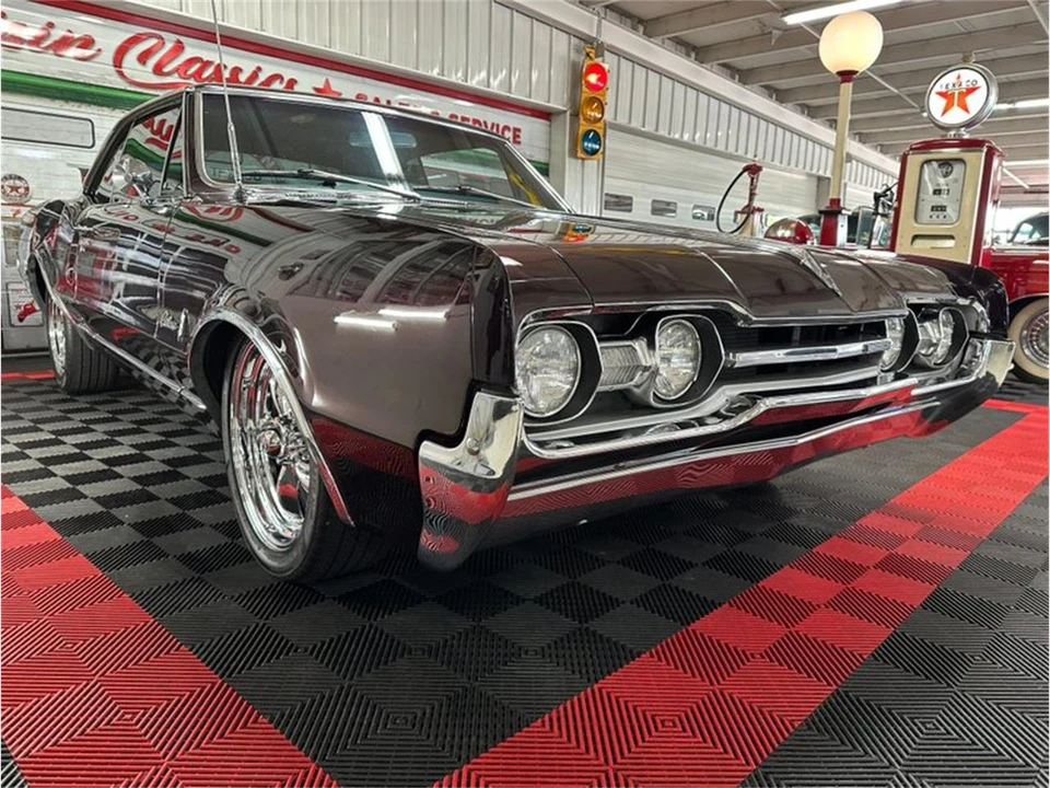 1967 Oldsmobile Cutlass 2nd Gen - Image 4 of 31