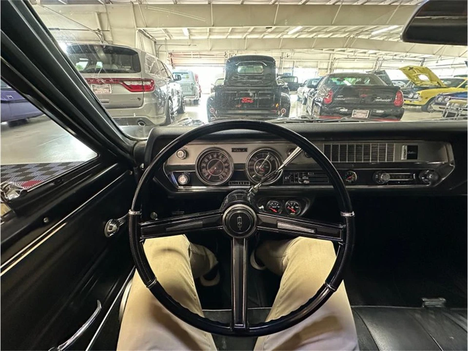 1967 Oldsmobile Cutlass 2nd Gen - Image 26 of 31