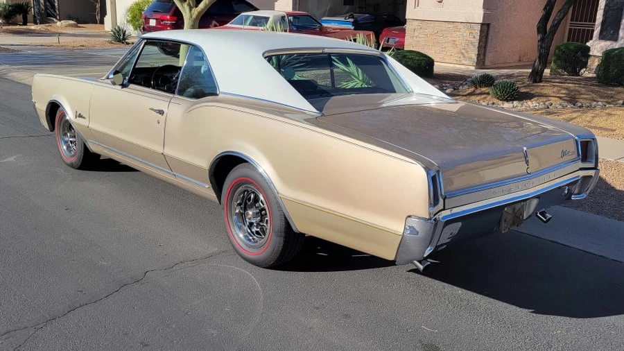 1967 Oldsmobile Cutlass 2nd Gen - Image 3 of 10