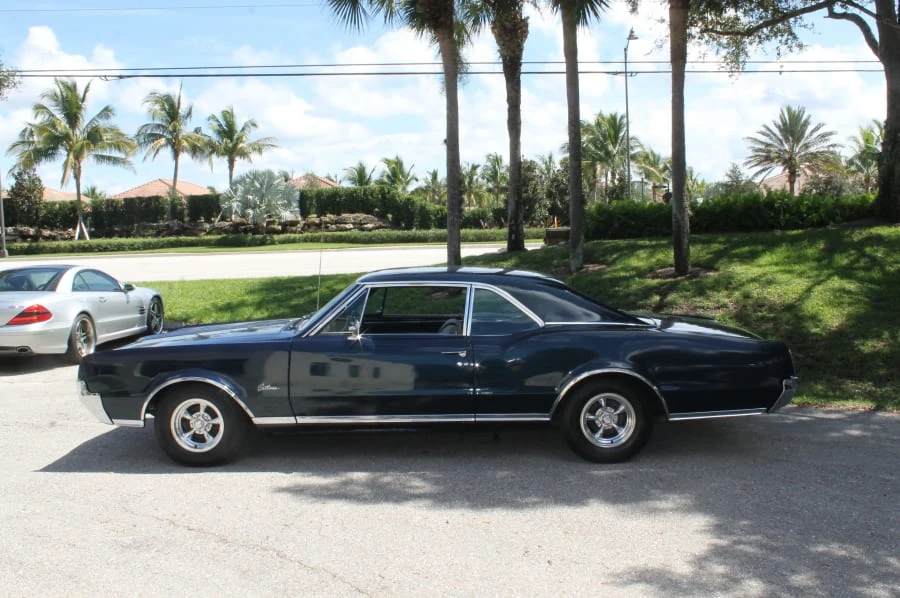 1967 Oldsmobile Cutlass 2nd Gen - Image 2 of 12