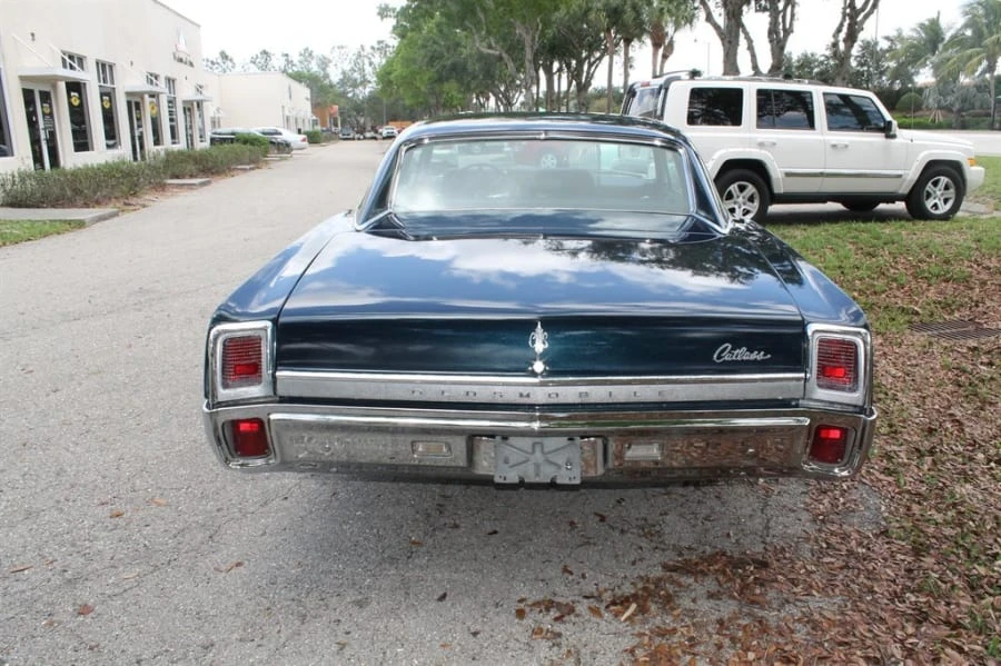 1967 Oldsmobile Cutlass 2nd Gen - Image 11 of 12