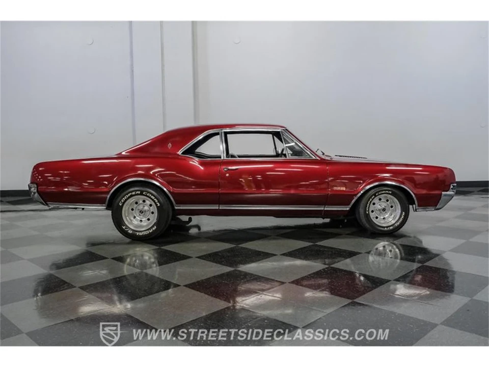 1967 Oldsmobile Cutlass 2nd Gen - Image 14 of 31