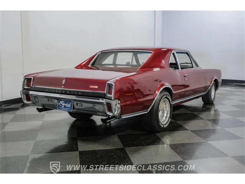1967 Oldsmobile Cutlass 2nd Gen - Image 25 of 31