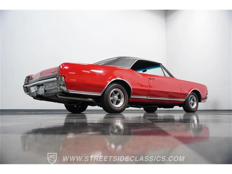 1967 Oldsmobile Cutlass 2nd Gen - Image 23 of 31