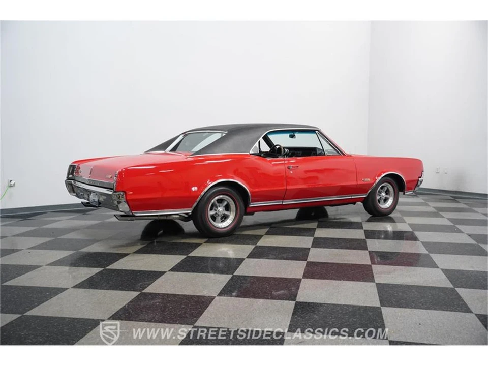 1967 Oldsmobile Cutlass 2nd Gen - Image 11 of 31