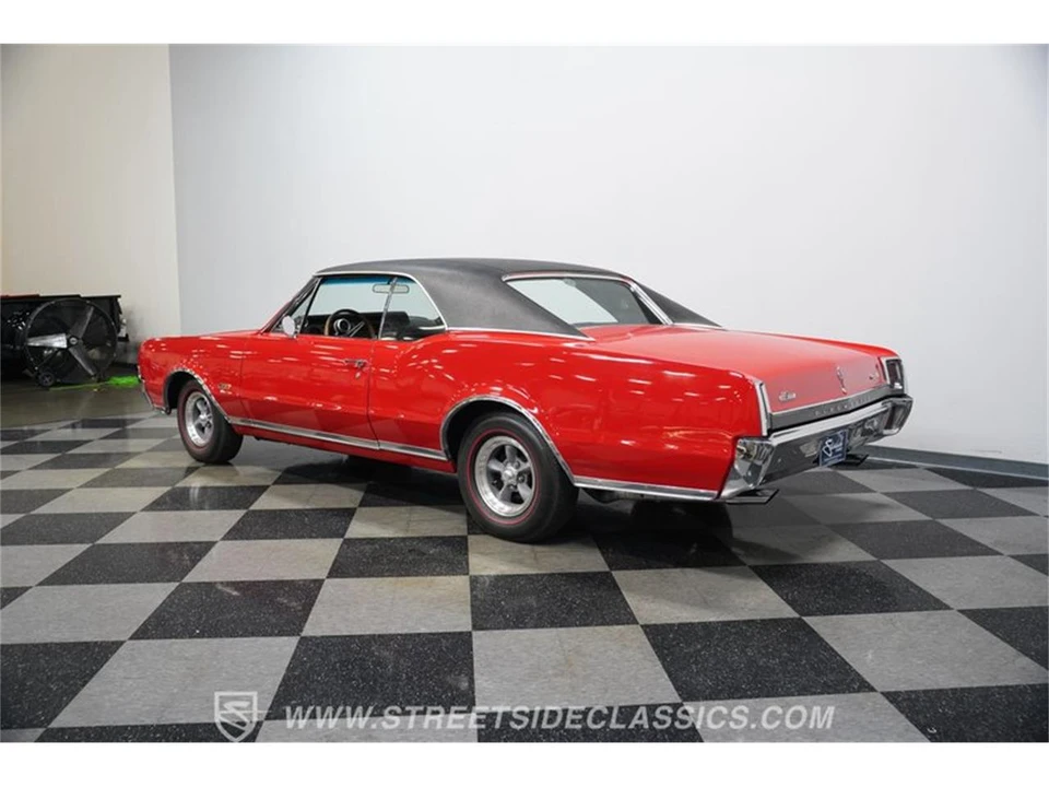 1967 Oldsmobile Cutlass 2nd Gen - Image 8 of 31