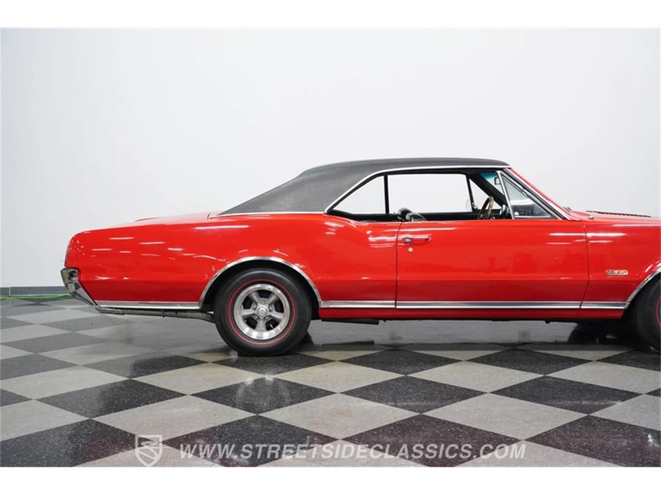 1967 Oldsmobile Cutlass 2nd Gen - Image 25 of 31