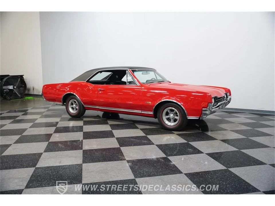1967 Oldsmobile Cutlass 2nd Gen - Image 13 of 31