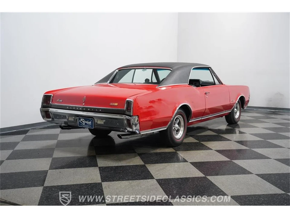1967 Oldsmobile Cutlass 2nd Gen - Image 10 of 31