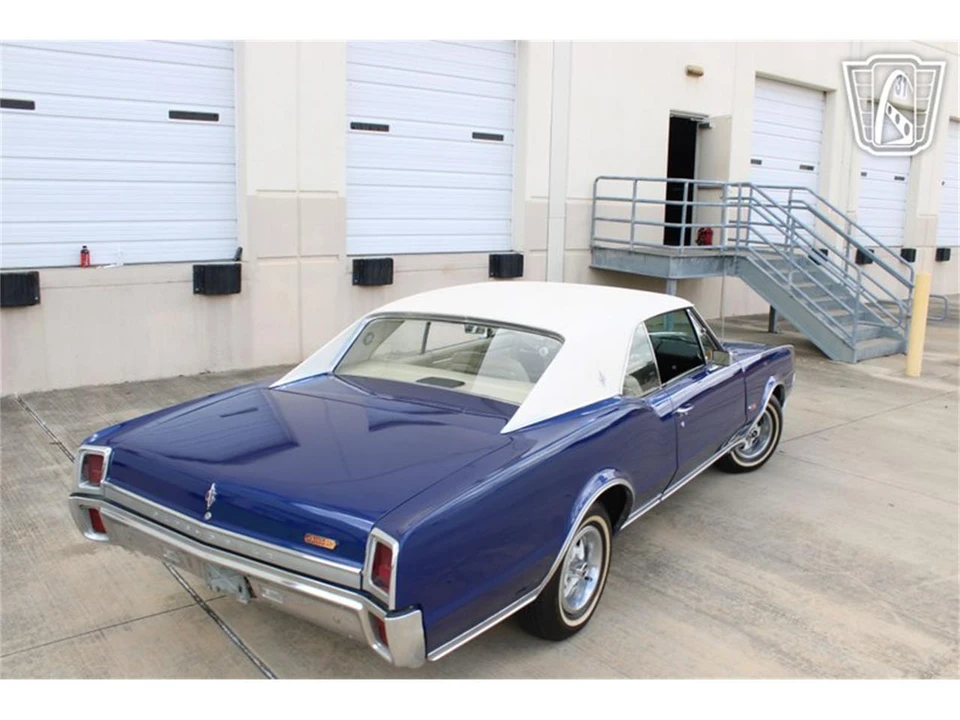 1967 Oldsmobile Cutlass 2nd Gen - Image 11 of 31