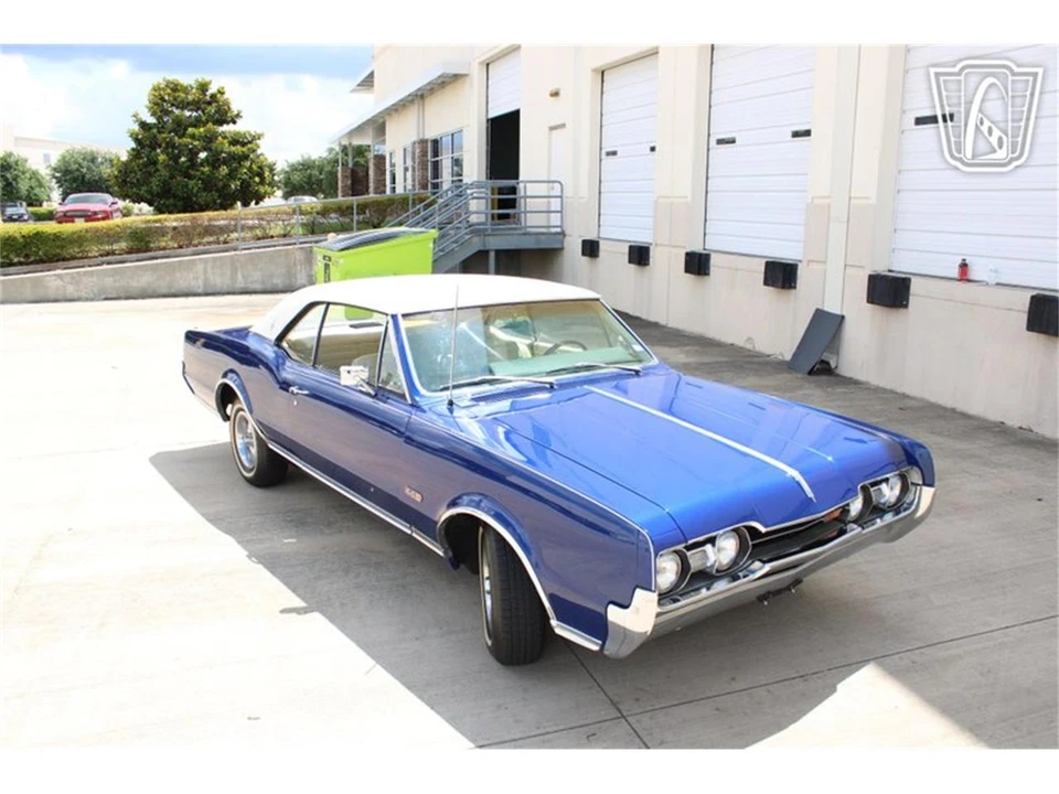 1967 Oldsmobile Cutlass 2nd Gen - Image 17 of 31