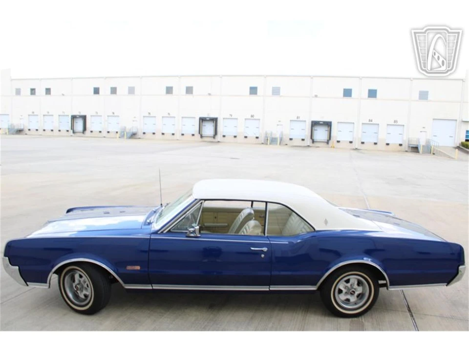 1967 Oldsmobile Cutlass 2nd Gen - Image 2 of 31