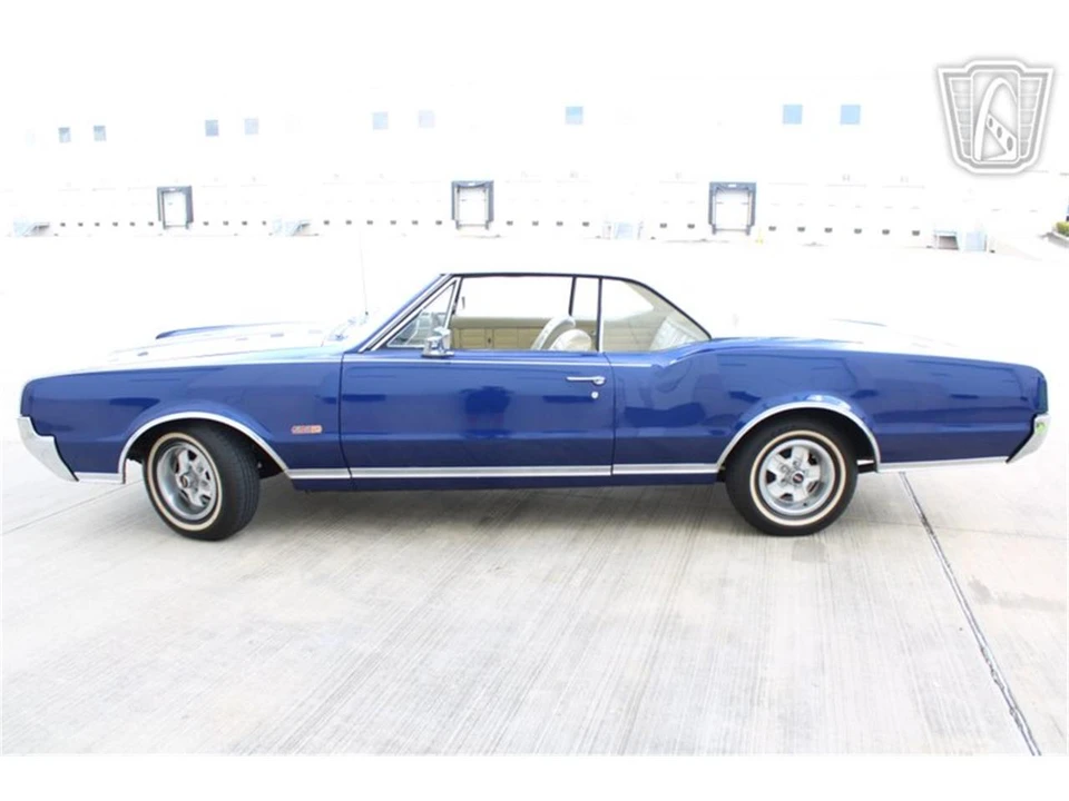 1967 Oldsmobile Cutlass 2nd Gen - Image 3 of 31