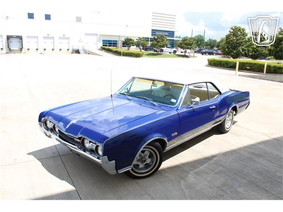 1967 Oldsmobile Cutlass 2nd Gen - Image 23 of 31