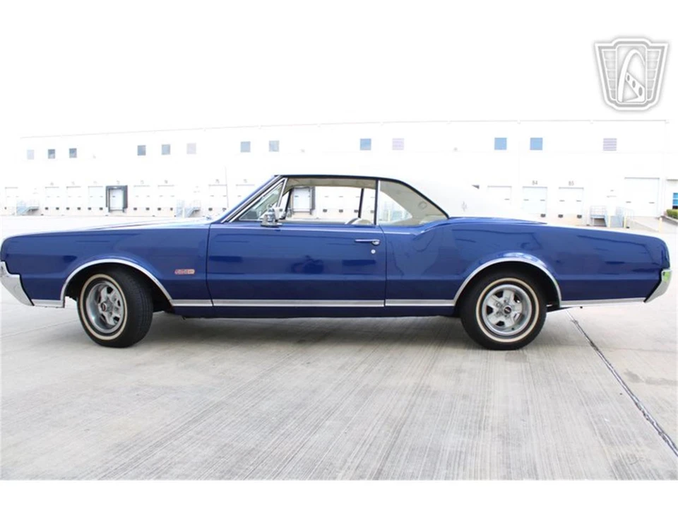 1967 Oldsmobile Cutlass 2nd Gen - Image 4 of 31
