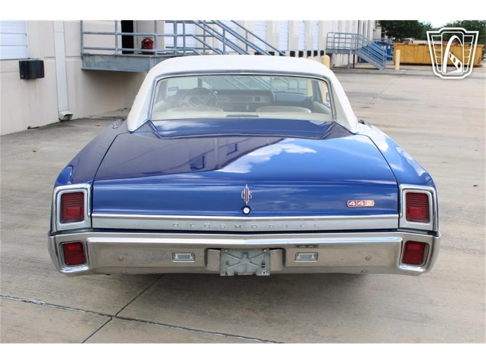 1967 Oldsmobile Cutlass 2nd Gen - Image 9 of 31