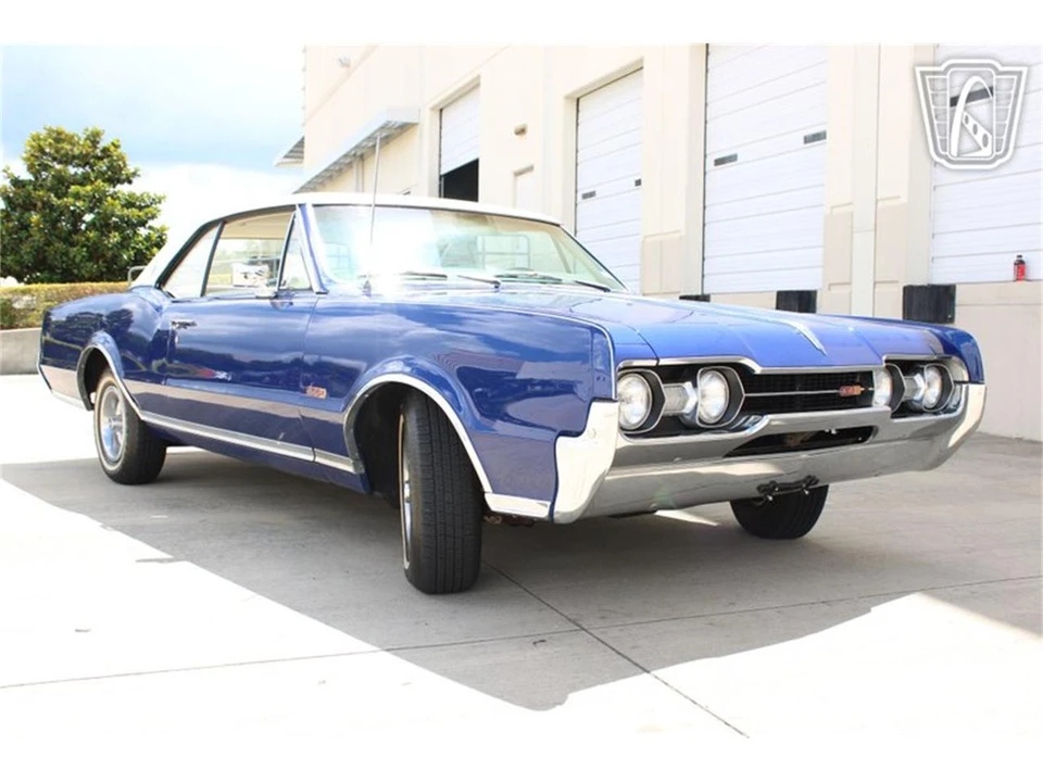 1967 Oldsmobile Cutlass 2nd Gen - Image 19 of 31