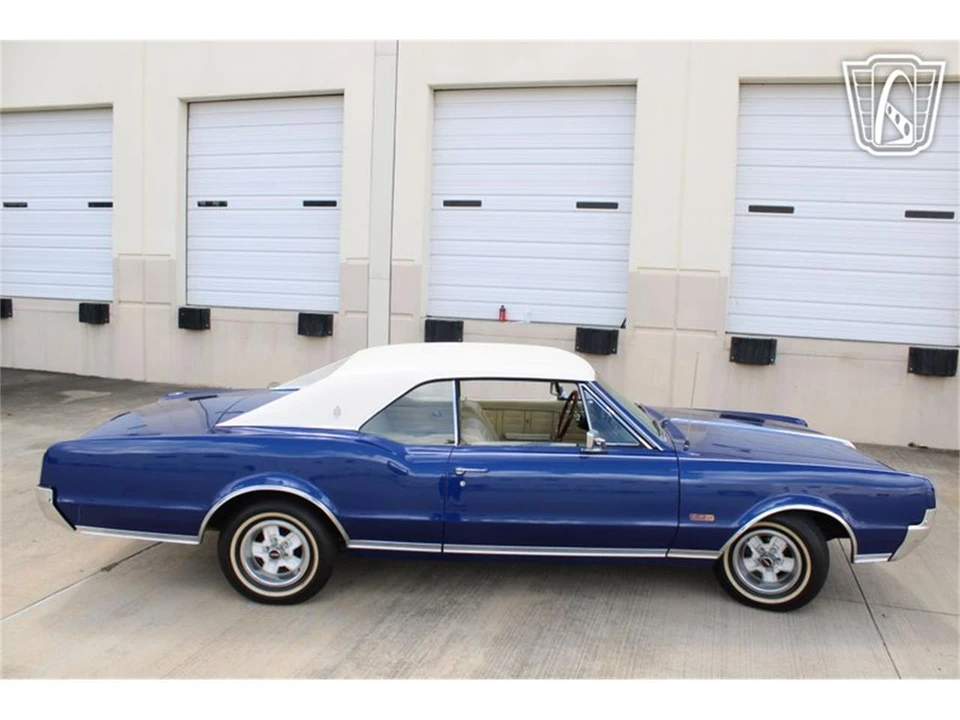 1967 Oldsmobile Cutlass 2nd Gen - Image 14 of 31