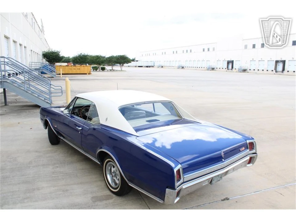 1967 Oldsmobile Cutlass 2nd Gen - Image 5 of 31