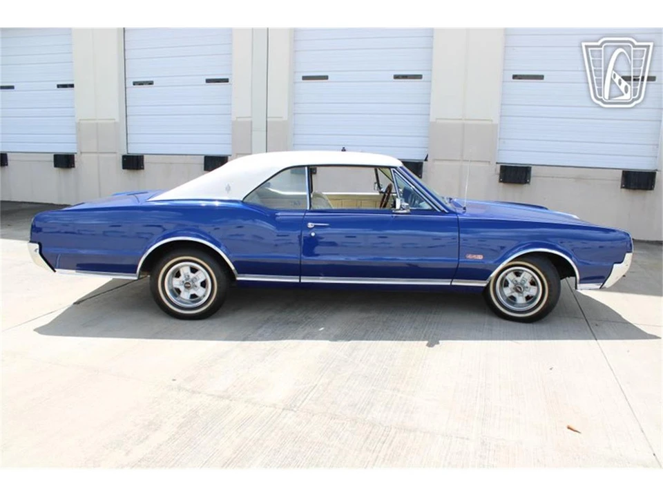 1967 Oldsmobile Cutlass 2nd Gen - Image 15 of 31