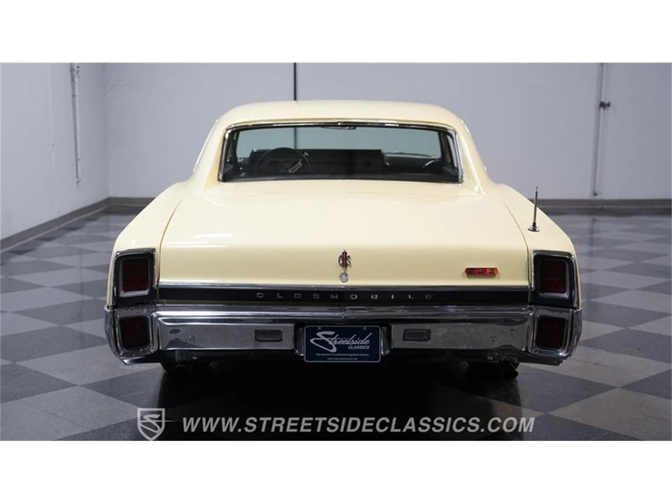 1967 Oldsmobile Cutlass 2nd Gen - Image 10 of 31