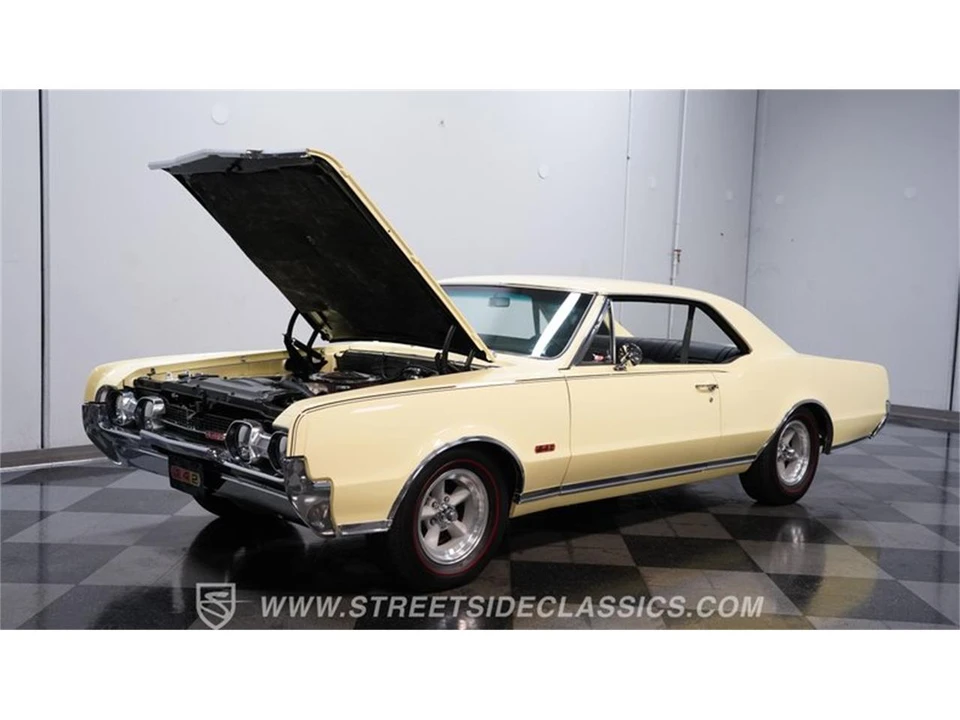 1967 Oldsmobile Cutlass 2nd Gen - Image 26 of 31