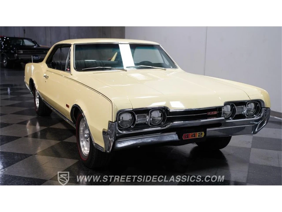 1967 Oldsmobile Cutlass 2nd Gen - Image 15 of 31