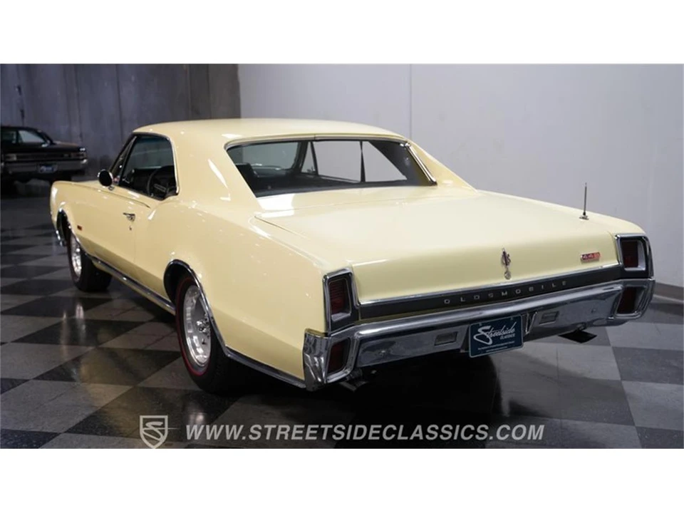 1967 Oldsmobile Cutlass 2nd Gen - Image 9 of 31