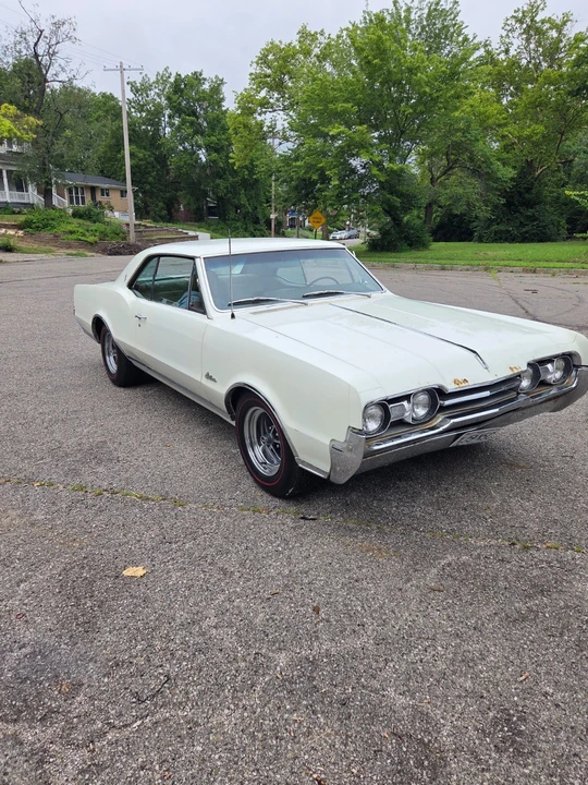 1967 Oldsmobile Cutlass 2nd Gen - Image 7 of 21