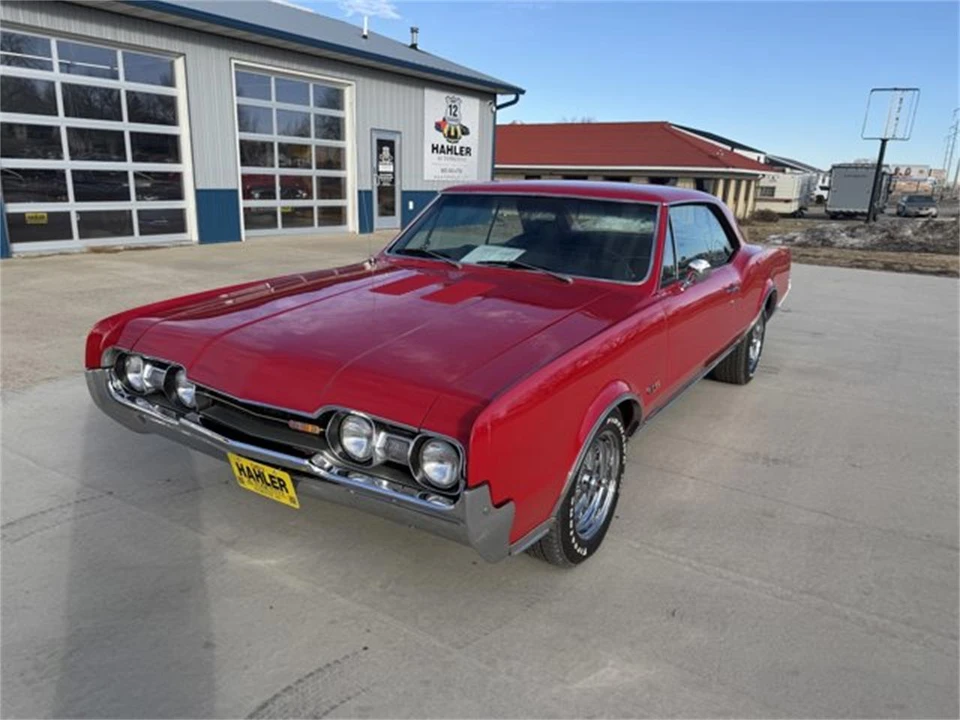 1967 Oldsmobile Cutlass 2nd Gen - Image 4 of 31