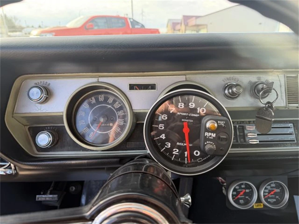 1967 Oldsmobile Cutlass 2nd Gen - Image 13 of 31