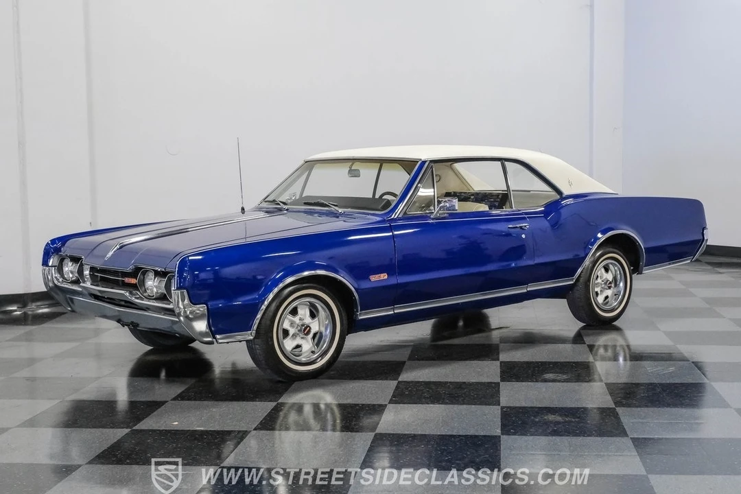 1967 Oldsmobile Cutlass 2nd Gen - Image 6 of 12