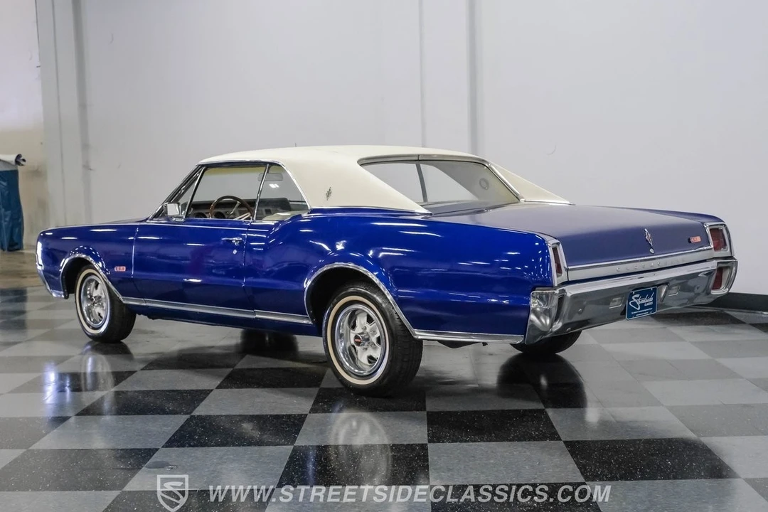 1967 Oldsmobile Cutlass 2nd Gen - Image 8 of 12