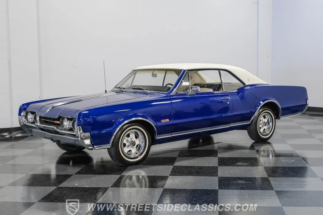 1967 Oldsmobile Cutlass 2nd Gen - Image 7 of 12