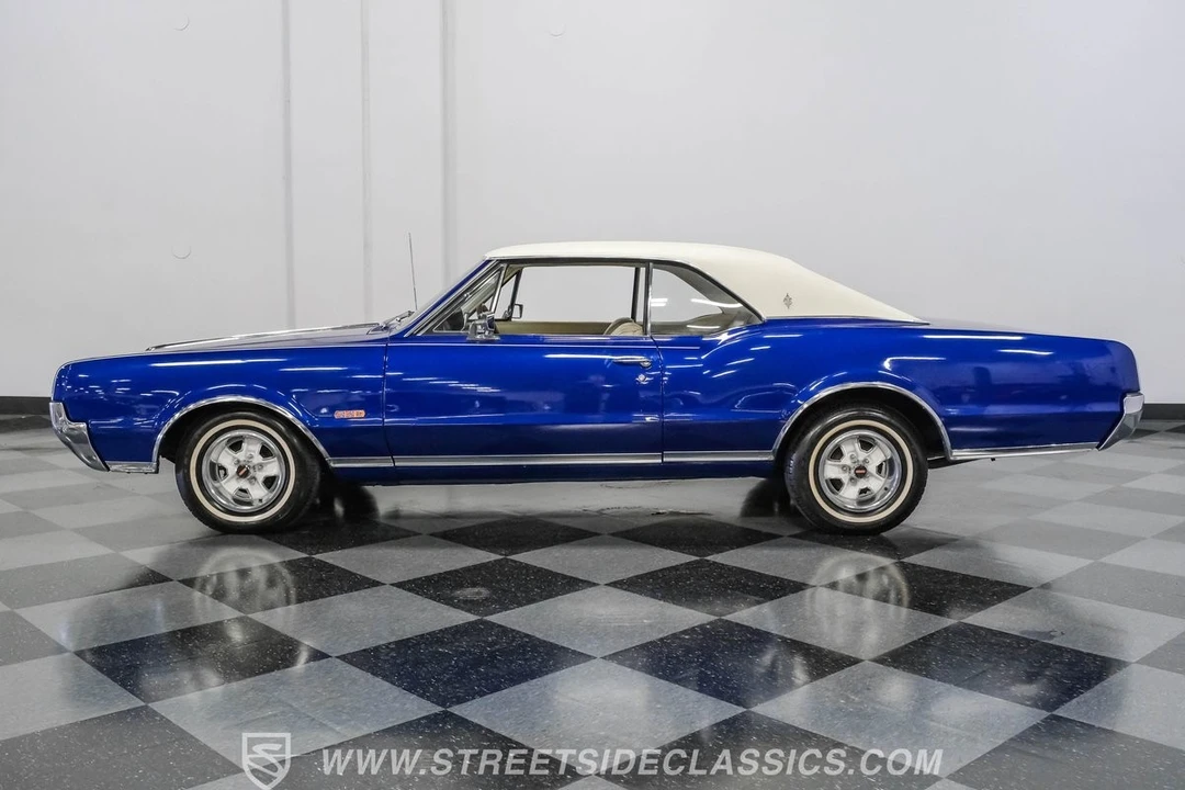 1967 Oldsmobile Cutlass 2nd Gen - Image 3 of 12