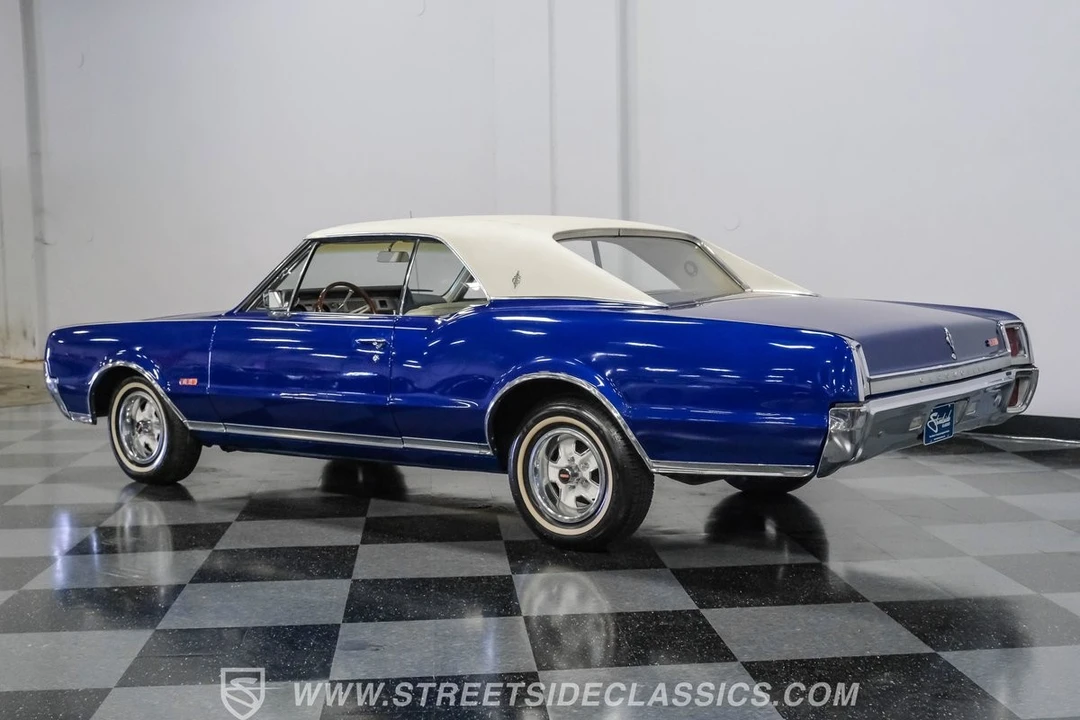1967 Oldsmobile Cutlass 2nd Gen - Image 8 of 12