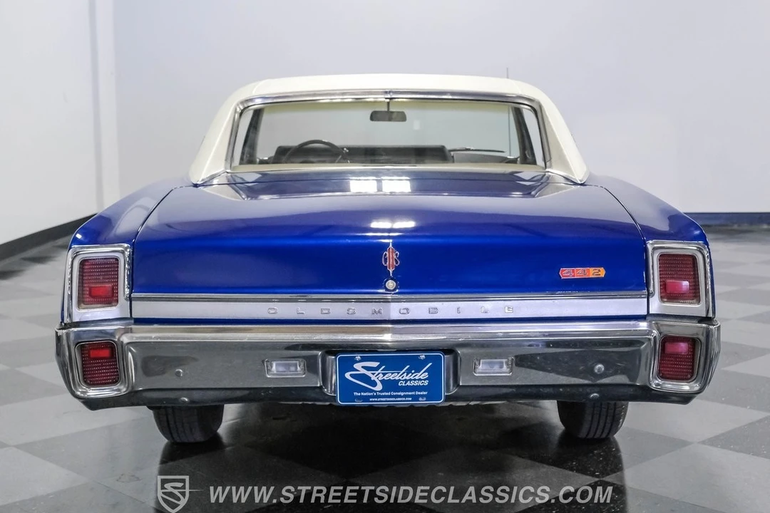 1967 Oldsmobile Cutlass 2nd Gen - Image 10 of 12