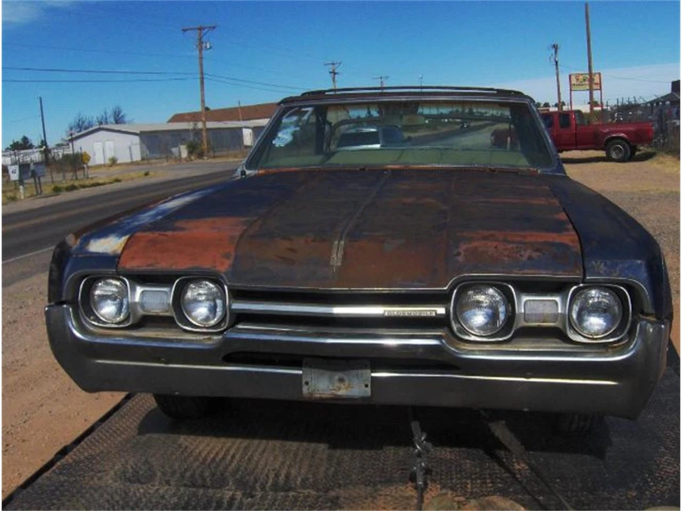 1967 Oldsmobile Cutlass 2nd Gen - Image 21 of 22