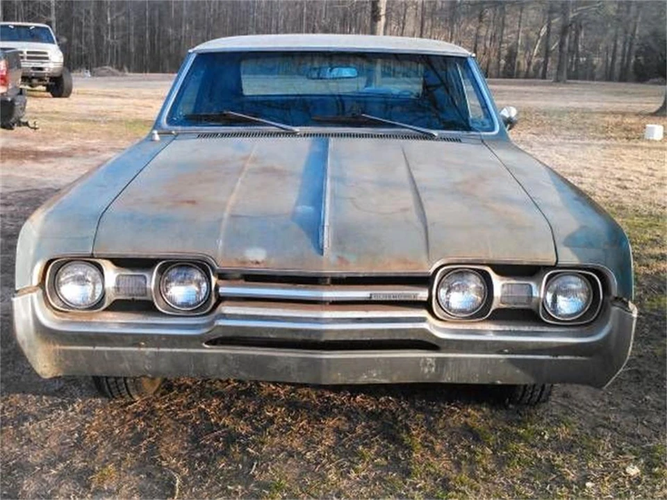 1967 Oldsmobile Cutlass 2nd Gen - Image 7 of 15