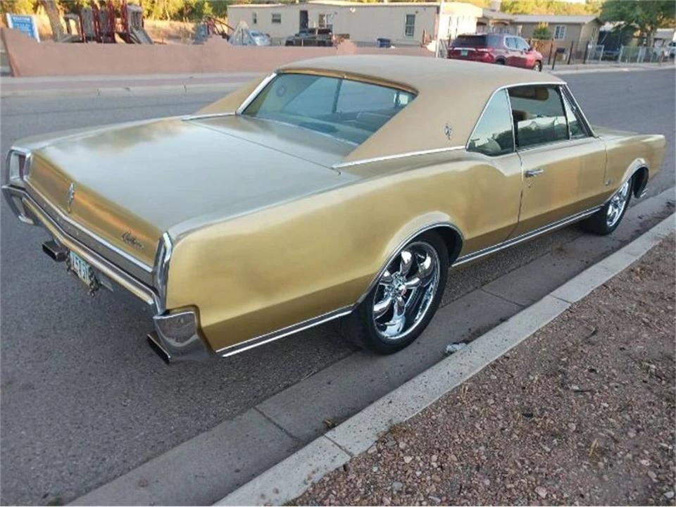 1967 Oldsmobile Cutlass 2nd Gen - Image 5 of 12