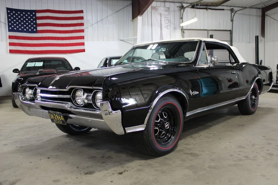 1967 Oldsmobile Cutlass 2nd Gen - Image 3 of 12